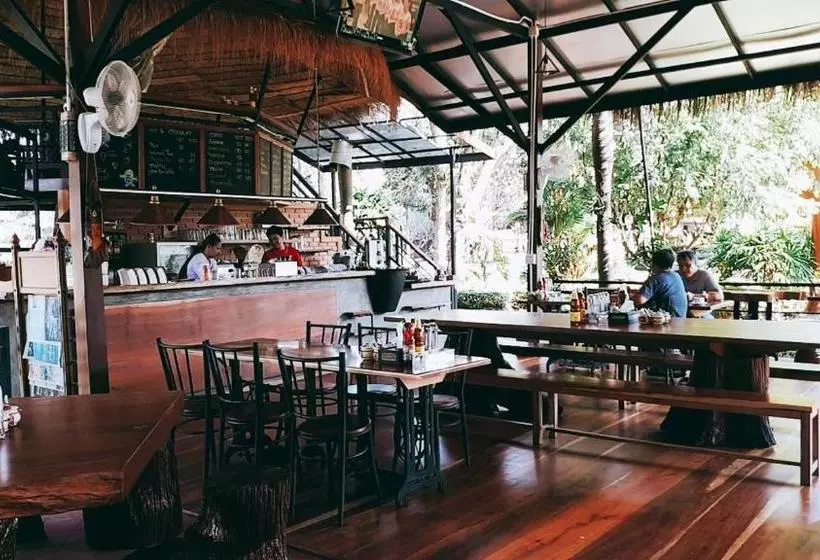 Hotelli Chuan Thanapanya Resort