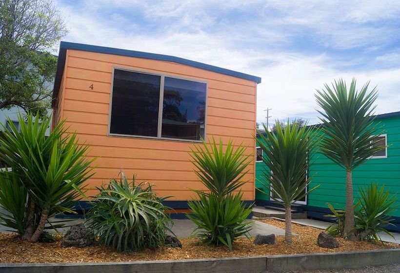호텔 The Waterwheel Beach Cabins   Caravan Park