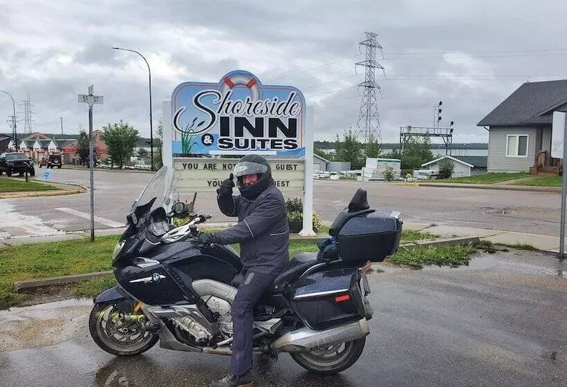 Motelli Shoreside Inn & Suites