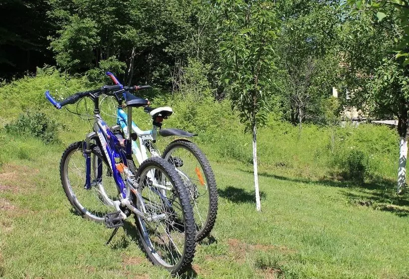 Peaceful Cottage In Stikada With Garden