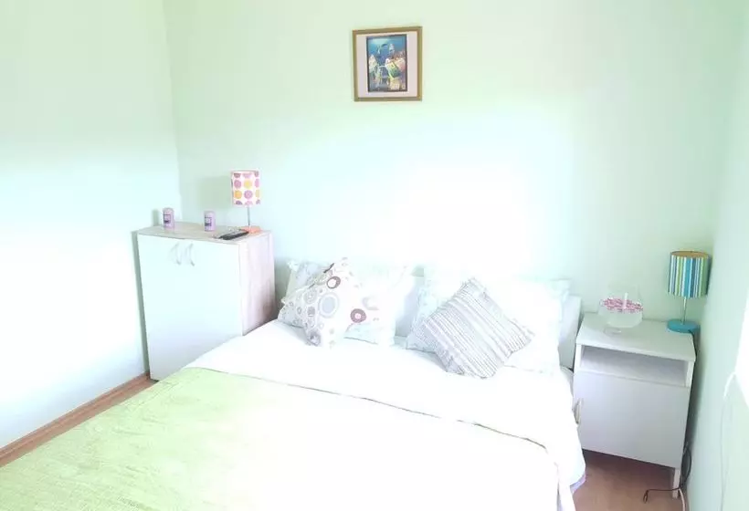 Peaceful Cottage In Stikada With Garden