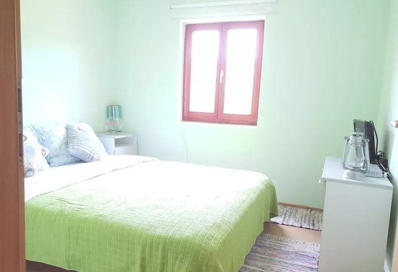 Peaceful Cottage In Stikada With Garden