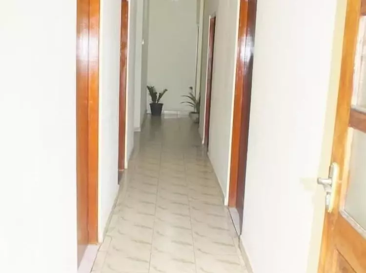 پانسیون Aroghaya  Resort Akurala