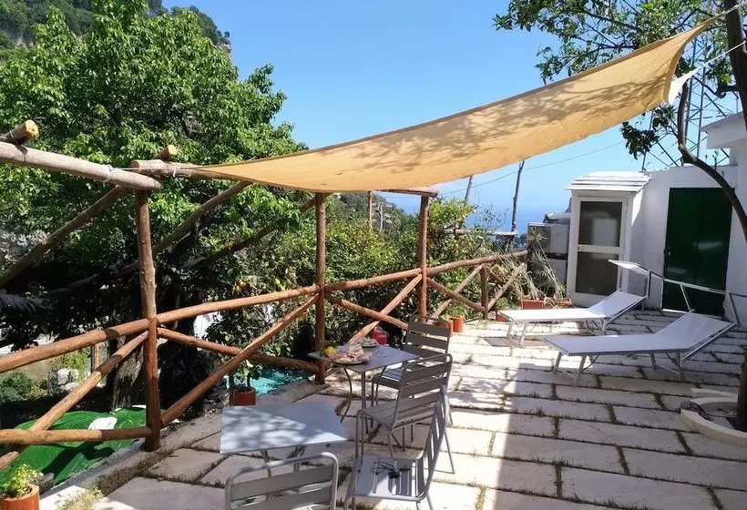 Majatalo Lemons & Sun Apartment