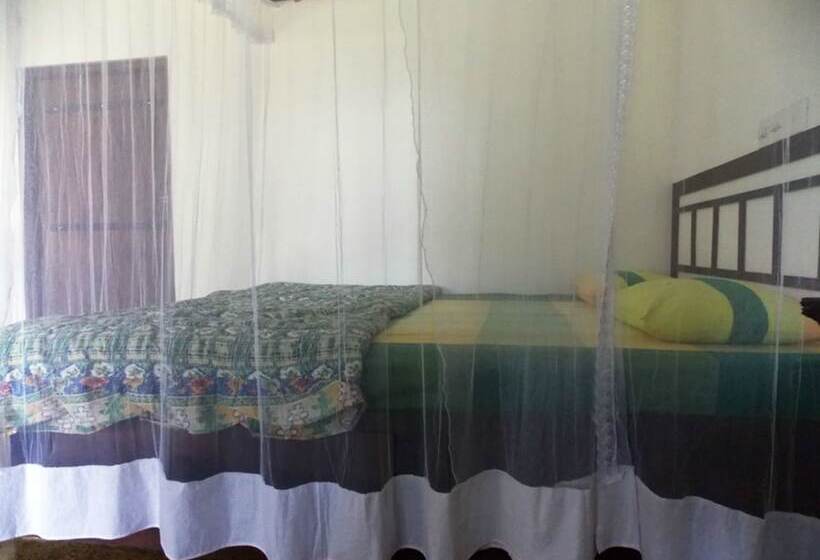 بنسيون Mahawewa Nature Resort And Spa