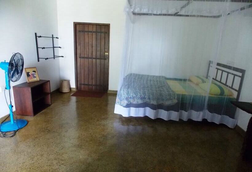 بنسيون Mahawewa Nature Resort And Spa