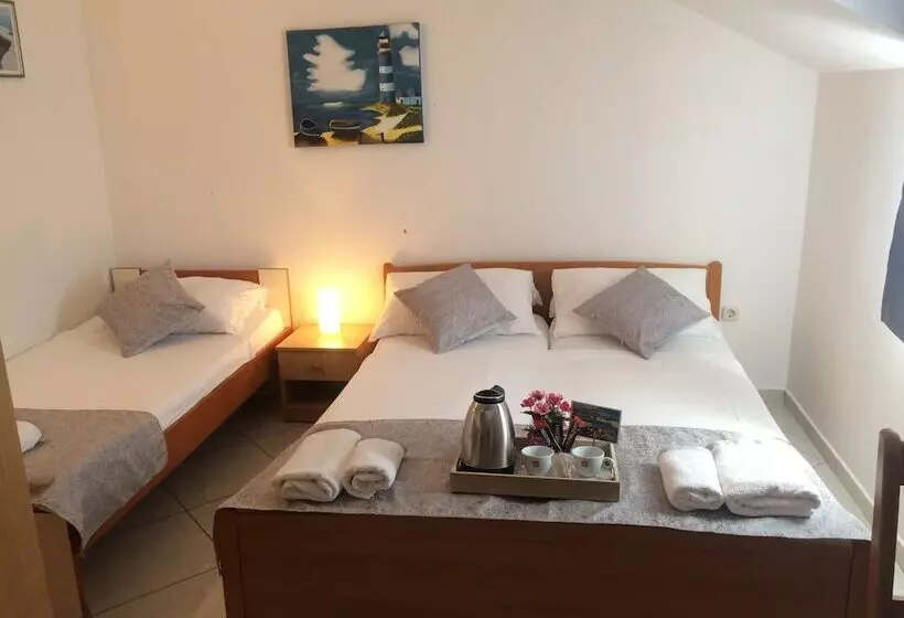 Majatalo Villa Menalo