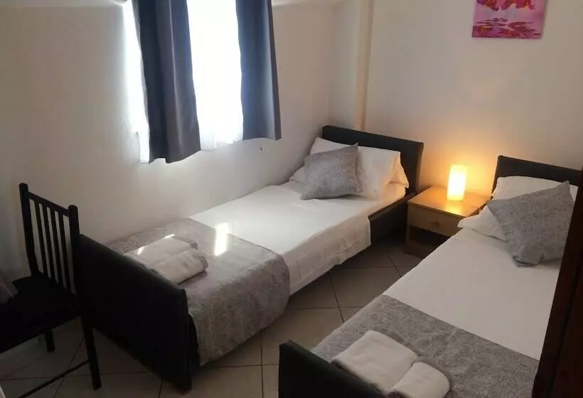 Majatalo Villa Menalo