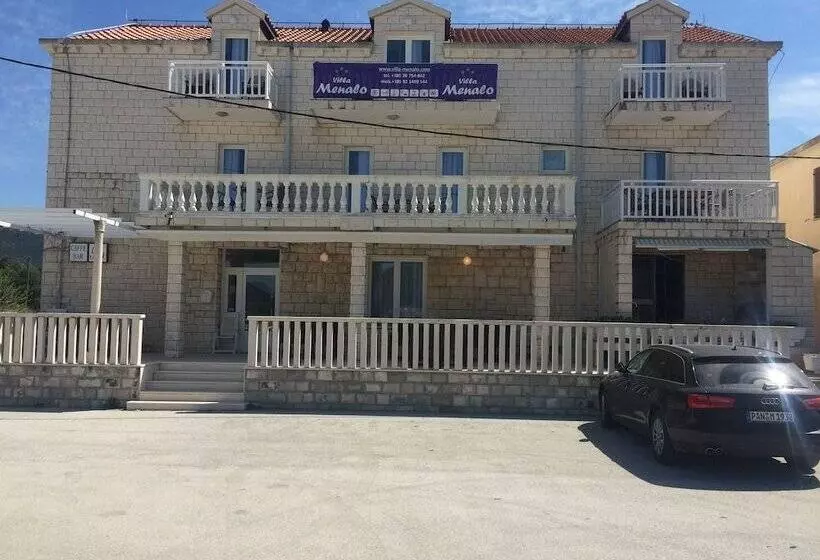 Majatalo Villa Menalo