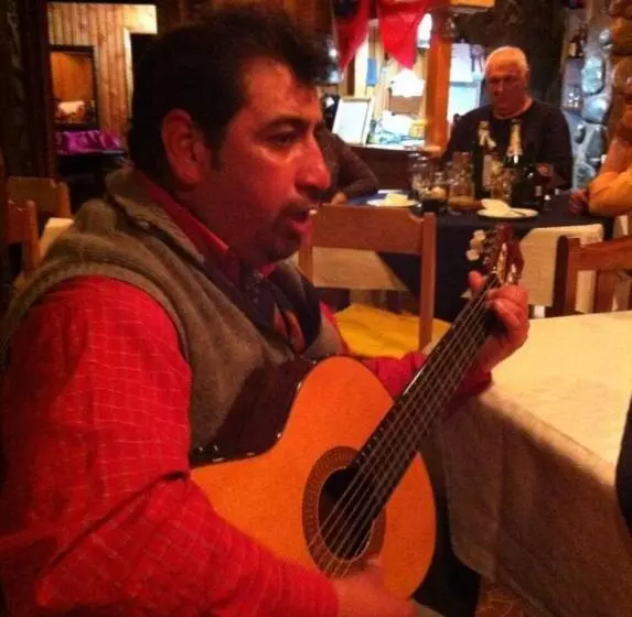 Retkeilymaja Hosteria Rayen