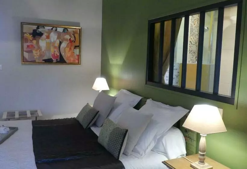 Aamiaismajoitus (B&B) La Maison De Roussi