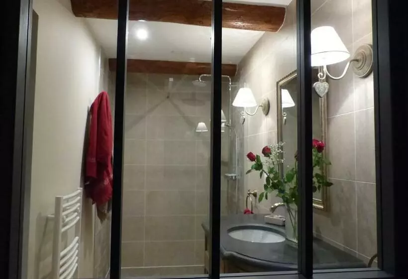 Aamiaismajoitus (B&B) La Maison De Roussi