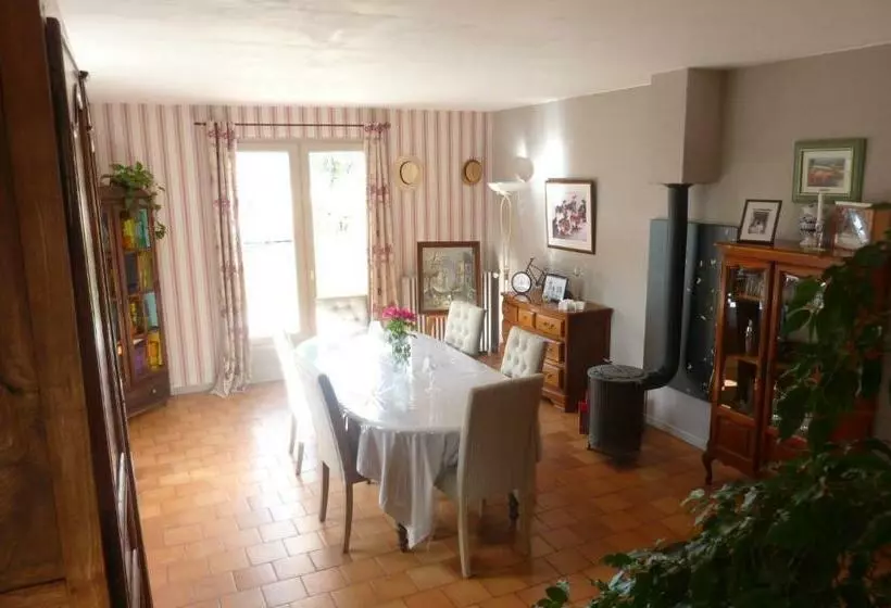 Aamiaismajoitus (B&B) La Maison De Roussi