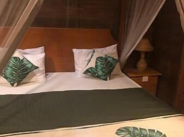 Hotel 360 Rainforest