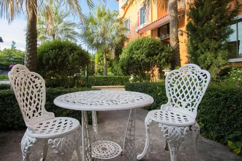 Hotelli I Home Residence And