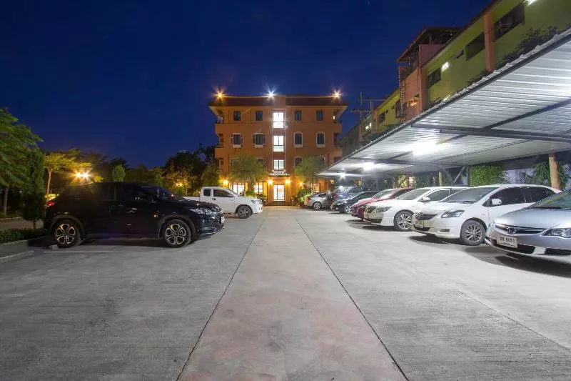 Hotelli I Home Residence And