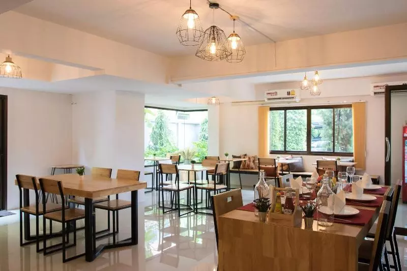 Hotelli I Home Residence And