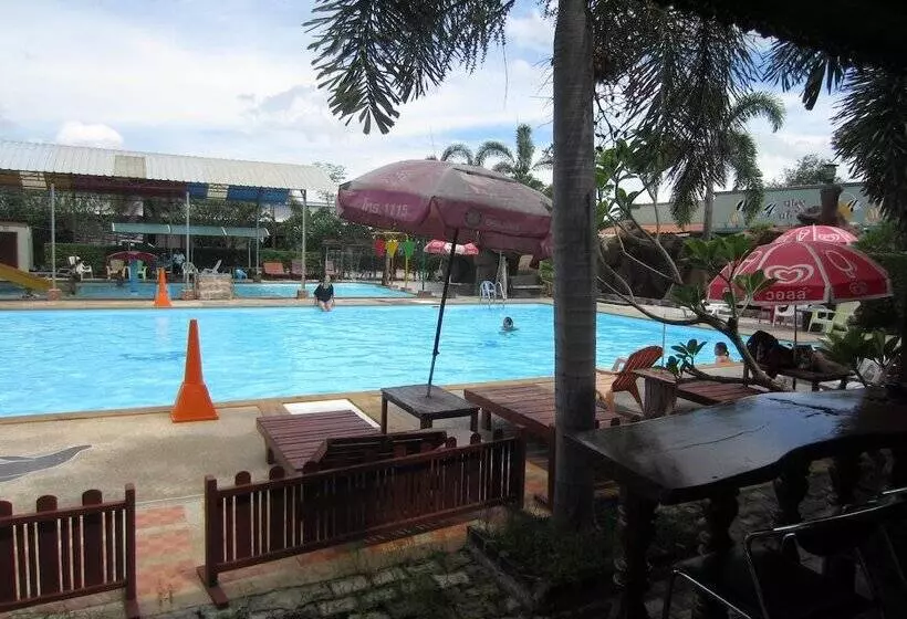 Hotelli Pialo Resort