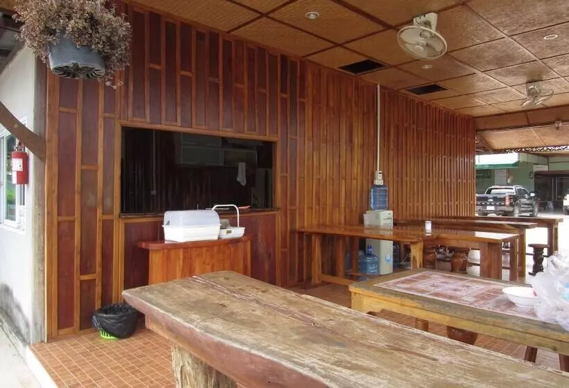 Hotelli Pialo Resort