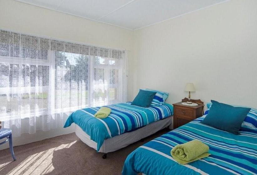 Hotel Pink Gums Farmstay