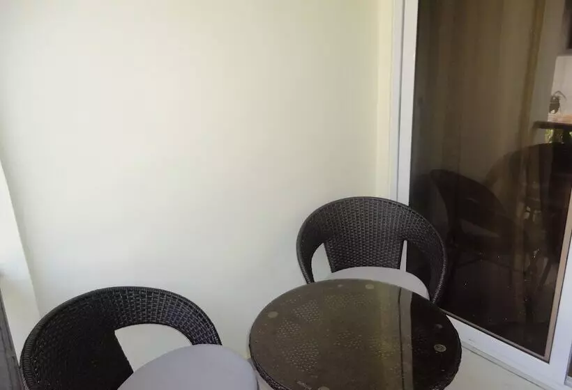 Hotelli Tenack Beach Resort &