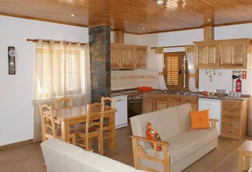 Majatalo Casa Da Eira   Turismo Rural