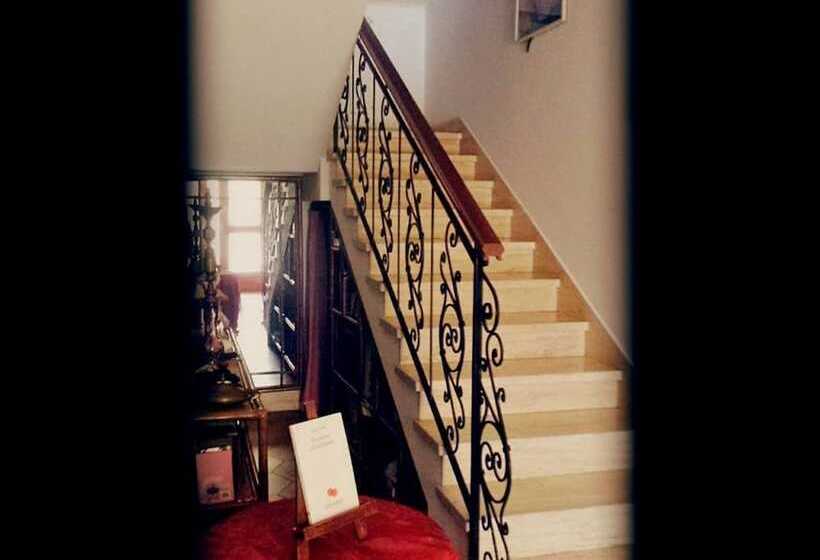 بنسيون La Casa Degli Artisti