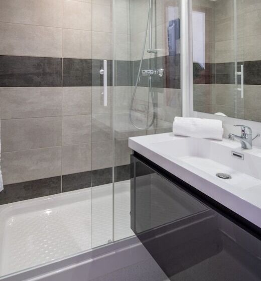 استراحتگاه Azureva Les Karellis