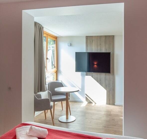 استراحتگاه Azureva Les Karellis