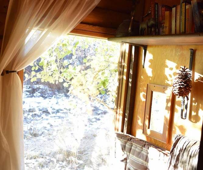 The Aspen Moose Vacation Cabin