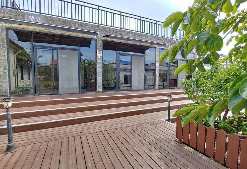 בית מלון כפרי Amantov Pension