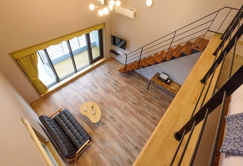 בית מלון כפרי Gyeongpoen Pension