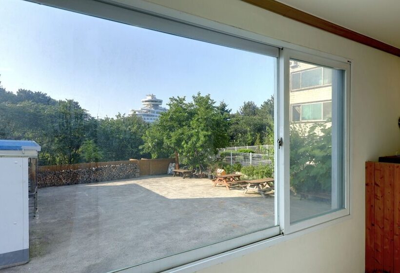 בית מלון כפרי Taehwa Pension