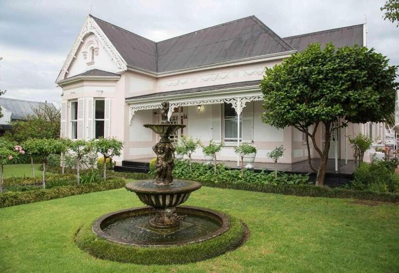 Отель The Prime Spot