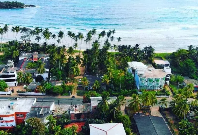 هتل Villa Fiorita