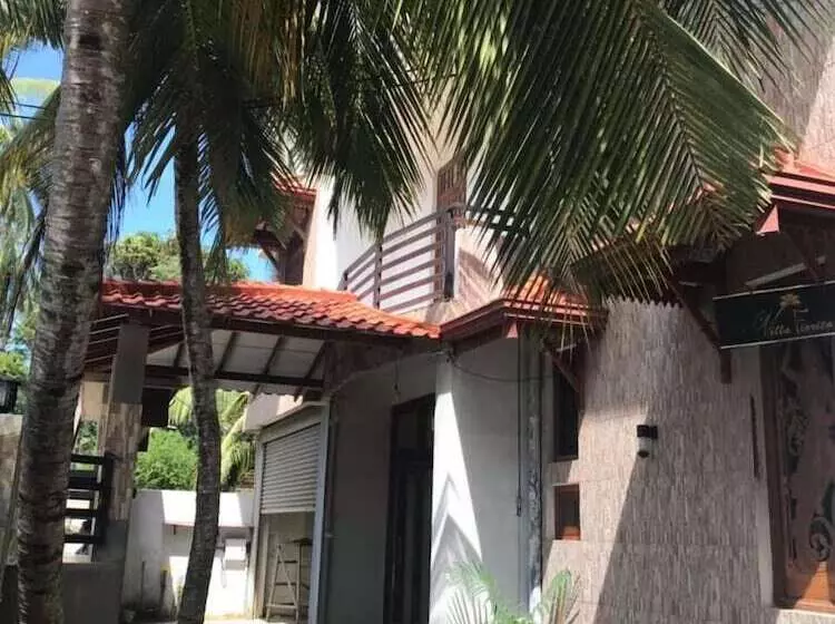 هتل Villa Fiorita