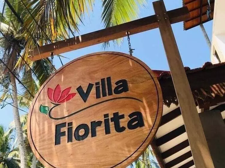 هتل Villa Fiorita
