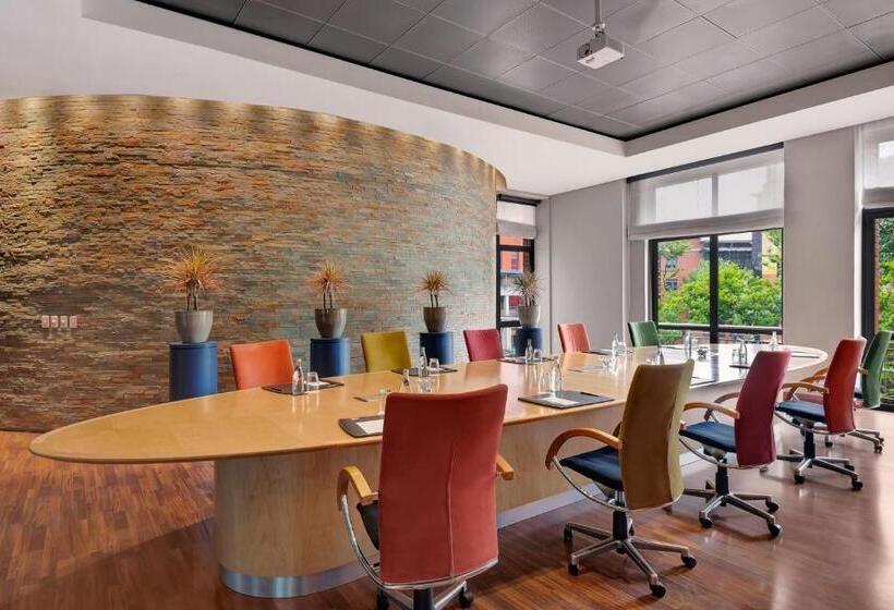 ホテル African Pride Melrose Arch, Autograph Collection