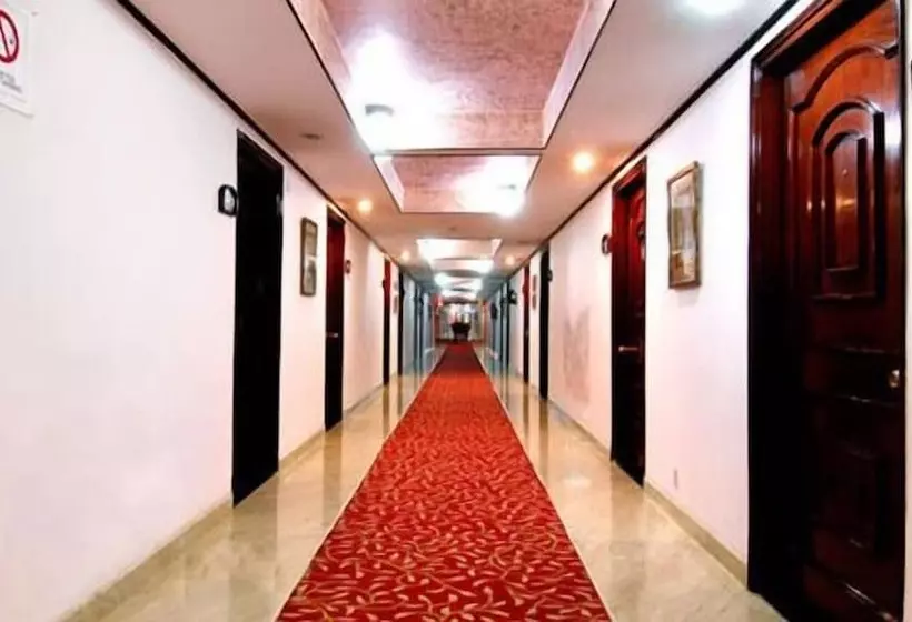 בית מלון כפרי Ashok Country Resort