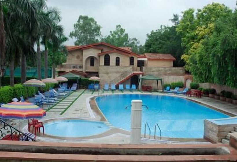 酒店 Ashok Country Resort