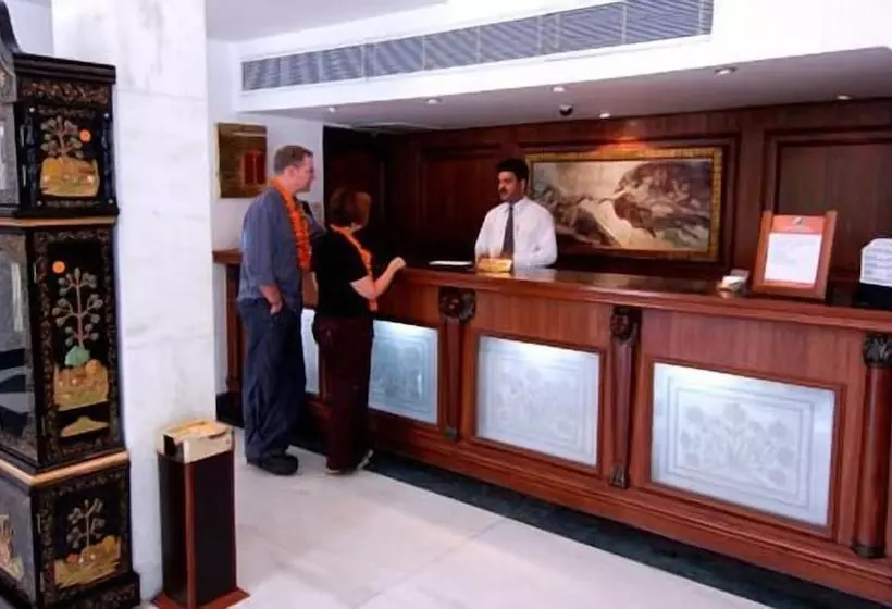 בית מלון כפרי Ashok Country Resort