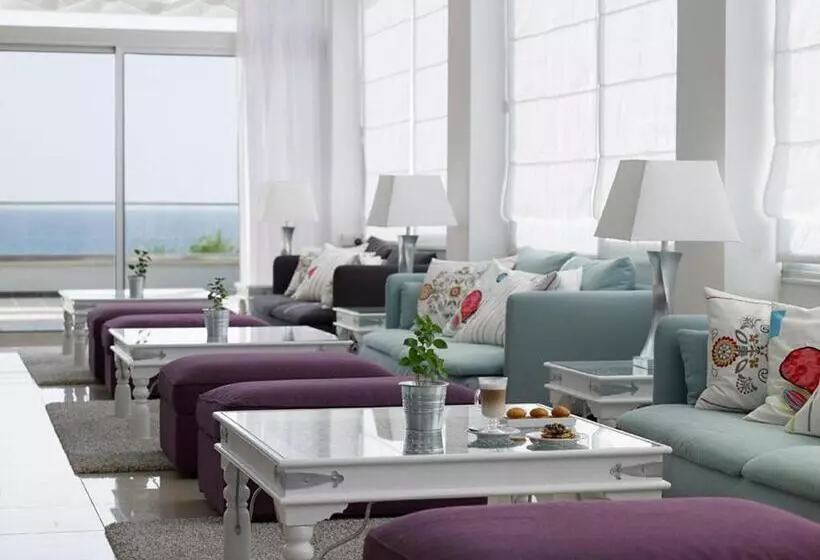 Отель Atlantica Sea Breeze, Adults Only