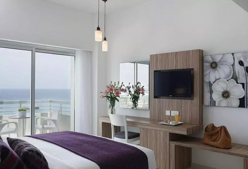 Отель Atlantica Sea Breeze, Adults Only