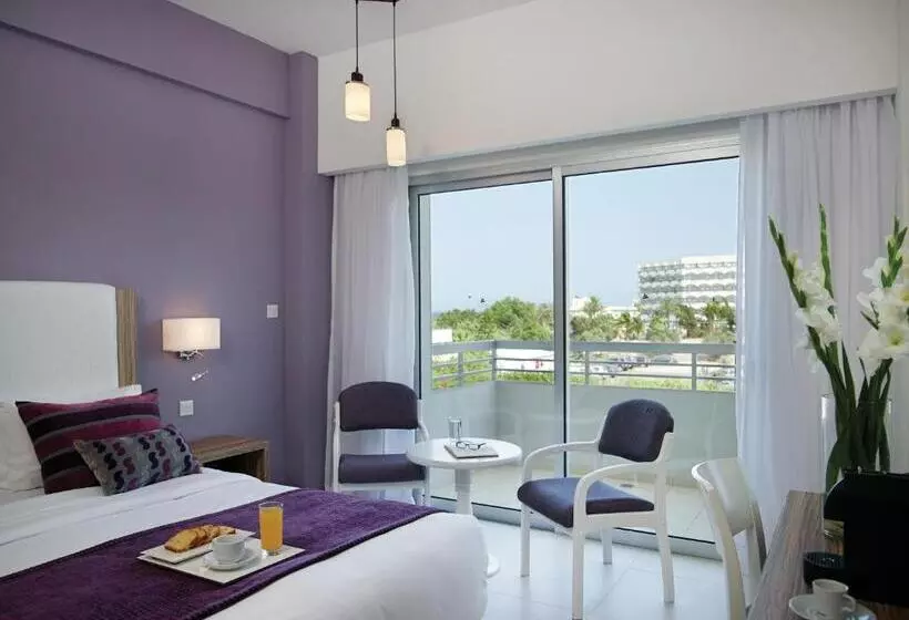 Отель Atlantica Sea Breeze, Adults Only