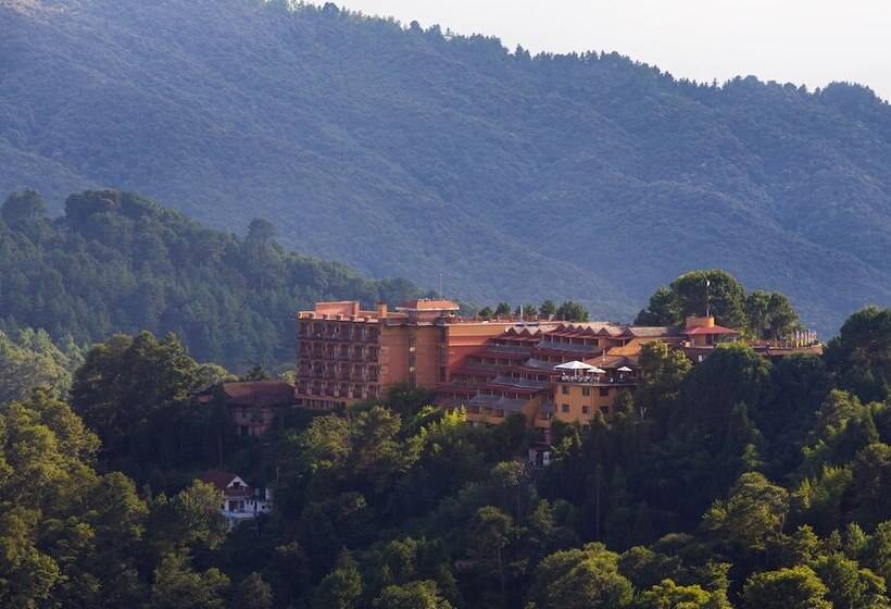 Club Himalaya, By Ace Hotels