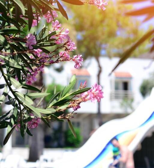 Delfi Hotel Spa & Wellness Center