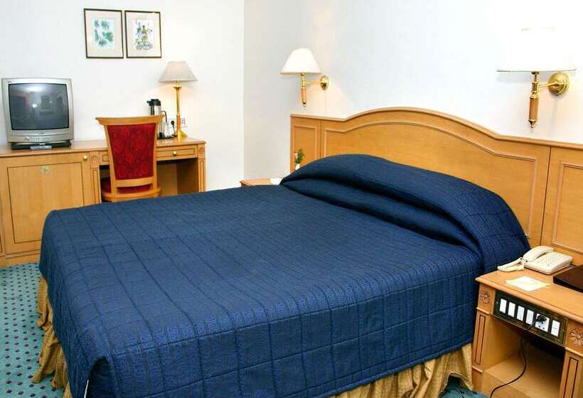 בית מלון כפרי Gokulam Park