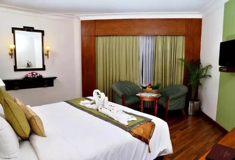 ホテル Gokulam Park