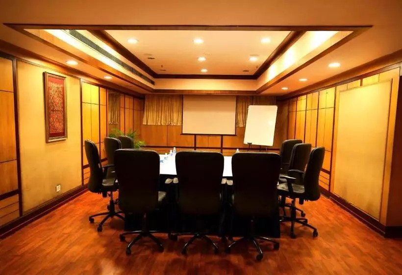 ホテル Gokulam Park