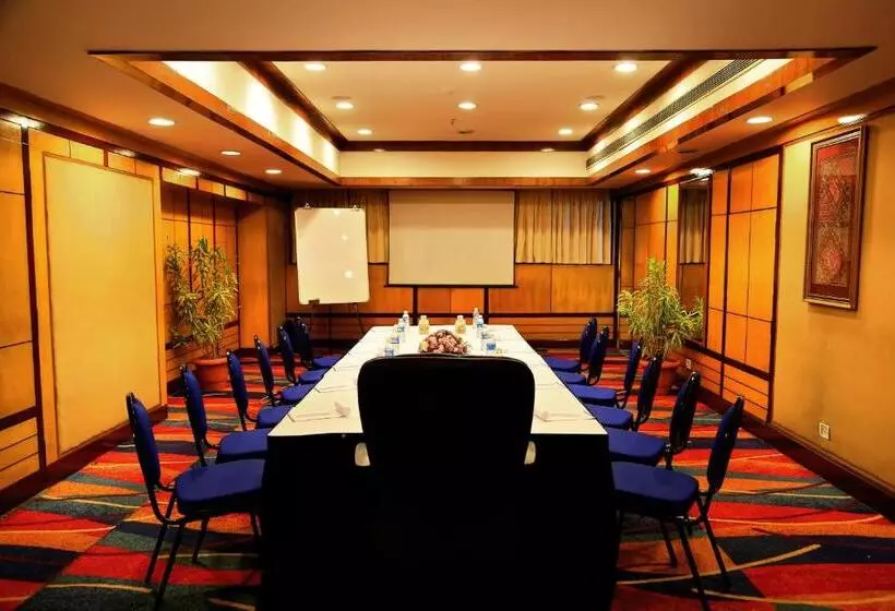 ホテル Gokulam Park